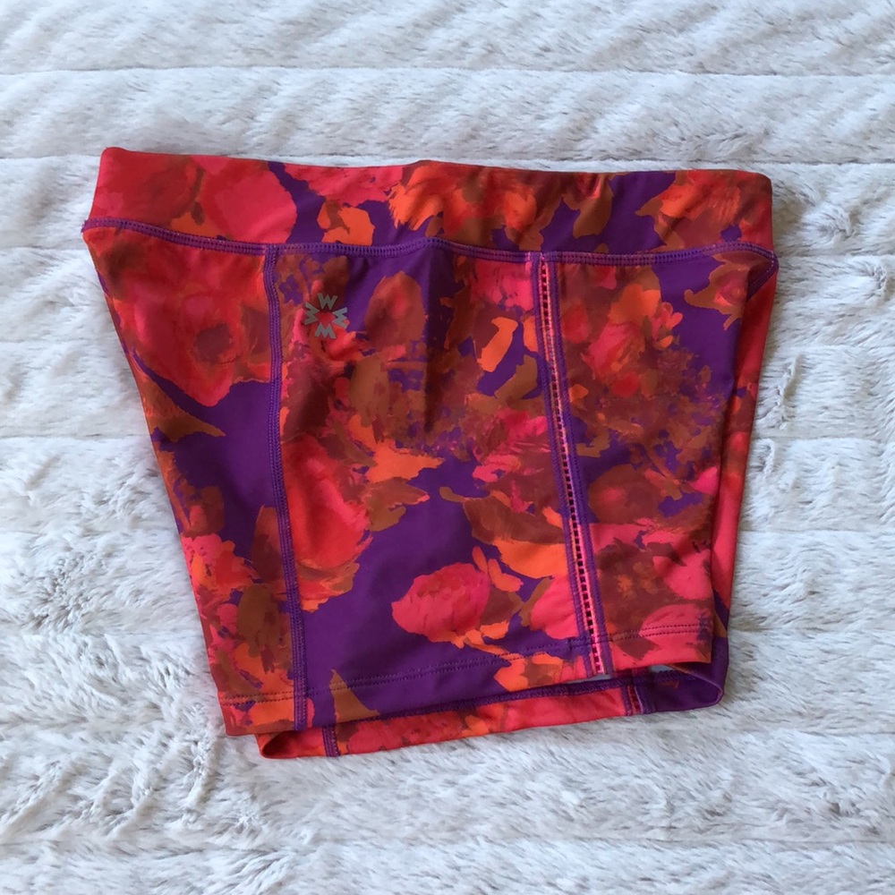 NWOT Urban Outfitters Without Walls shorts‎ - Picture 3 of 8